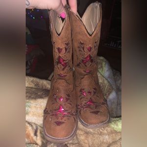 Girls Roper Cowboy Boots. Some damage to the top where the dog chewed on them.